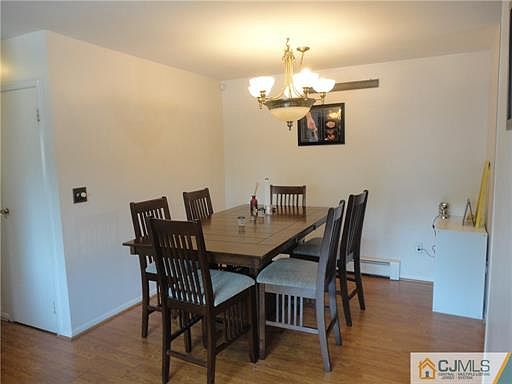 5th image of 608 Cricket Ln #608