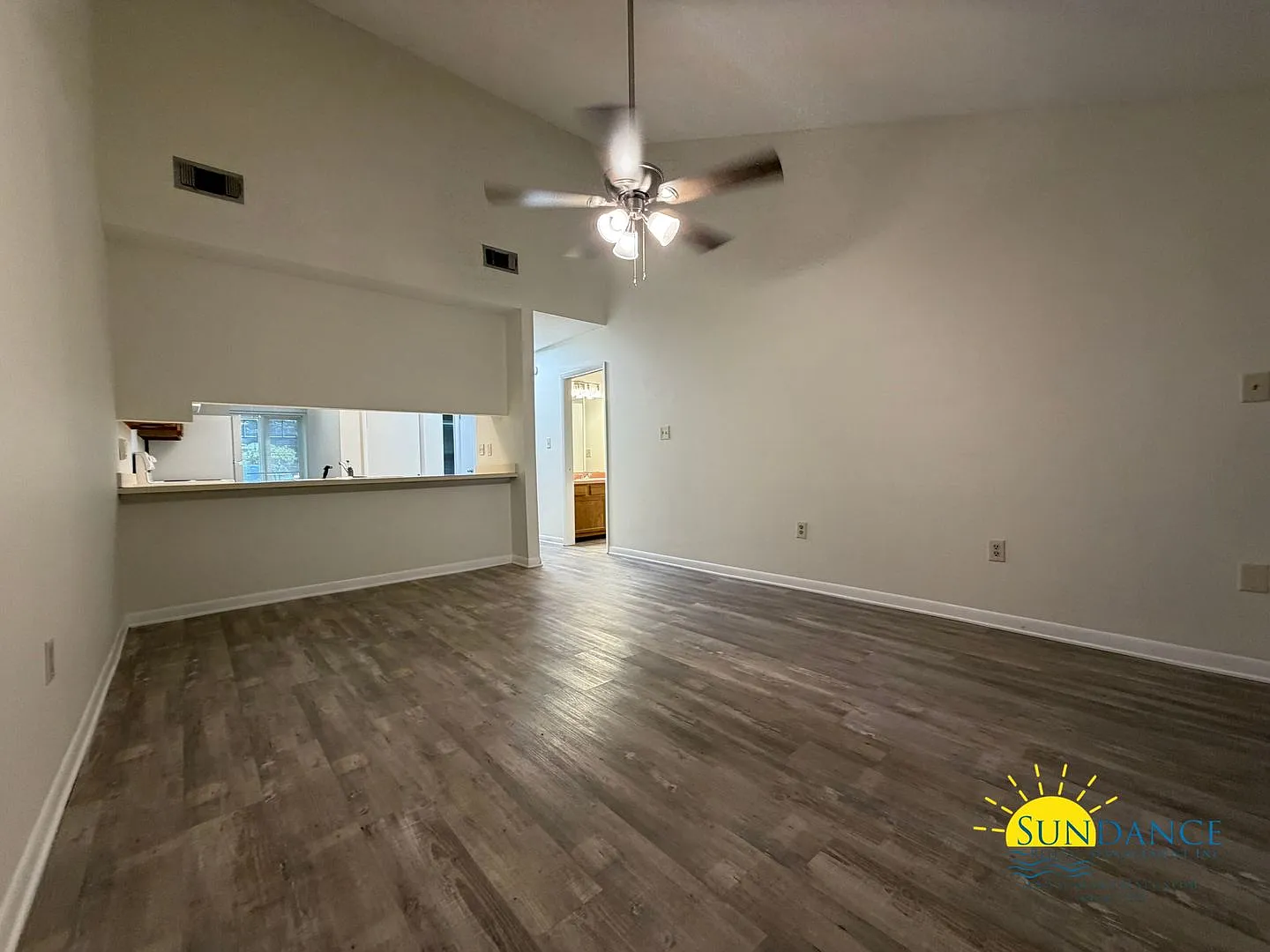 Charming 2 Bedroom Home in Fort Walton Beach! — Photo 2