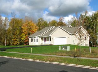 22 Willnick Cir, Rochester, NY 14626