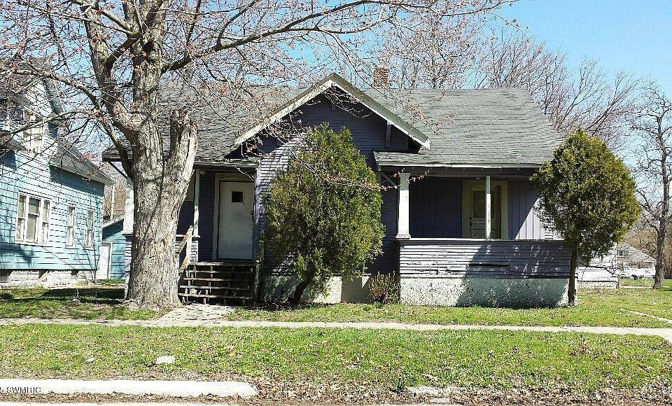 1st image of 456 Catherine Ave