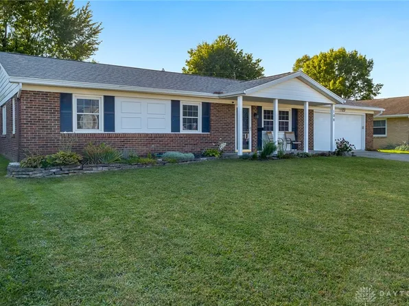 108 Villa Dr, New Carlisle, OH 45344