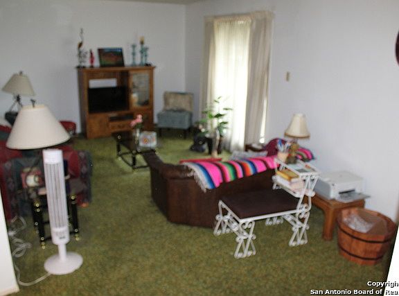 3rd image of 6548 Fairdale Dr