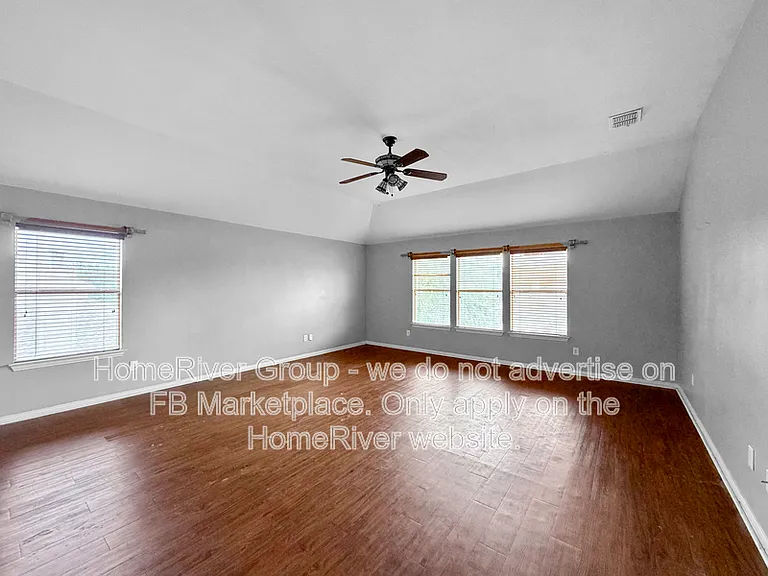 9715 Madison Dr — Photo 9