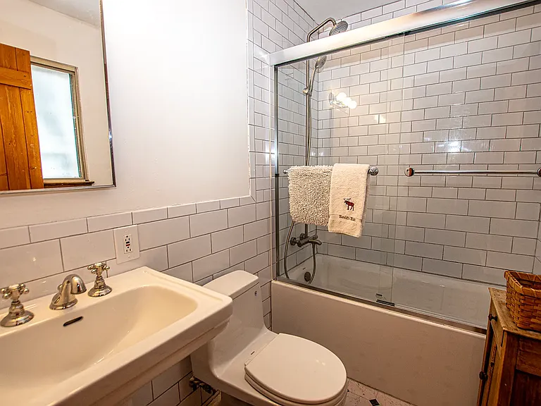 1680 Pine Ave — Photo 11