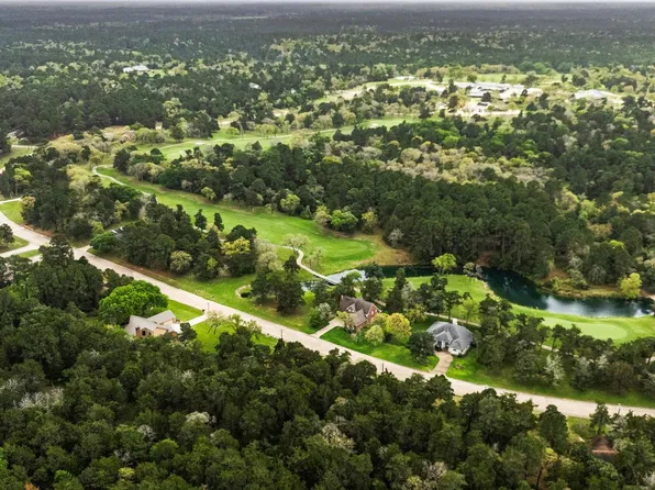 N Falls Dr, New Ulm, TX 78950