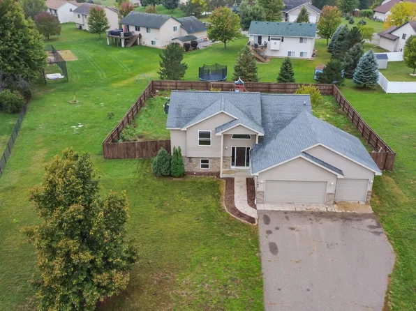 593 Forest Rd, Big Lake, MN 55309
