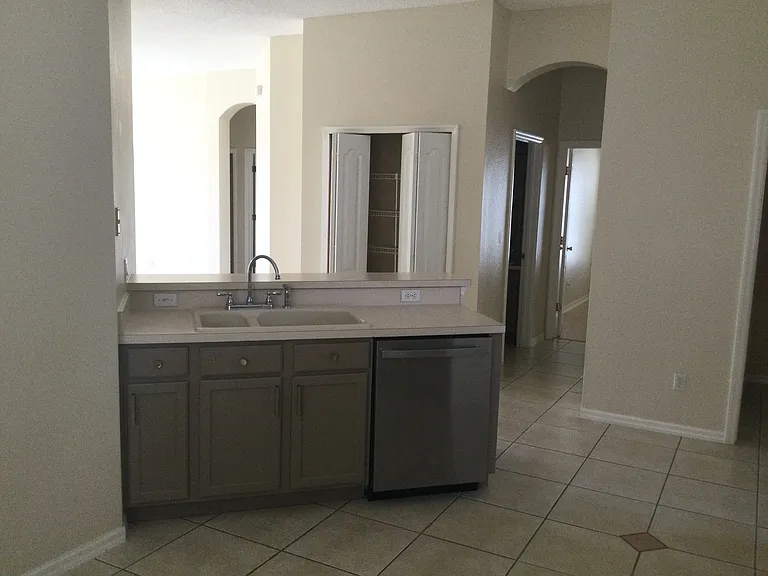 729 Whispering Cypress Ln — Photo 22