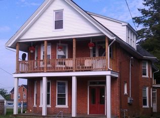 34 S Church St APT 2, Waynesboro, PA 17268