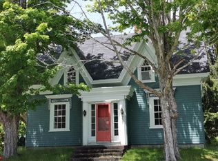 255 Main St, Mahone Bay, NS B0J2E0