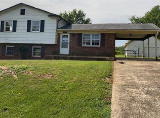 209 Farmstead Rd, King, NC 27021