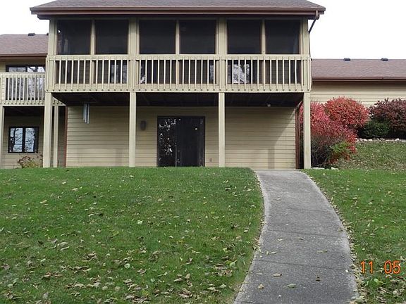 3rd image of 5150 Pebble Brook Dr