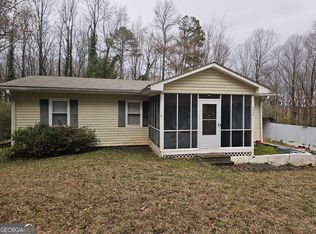 3827 Chadwick Dr, Flowery Branch, GA 30542