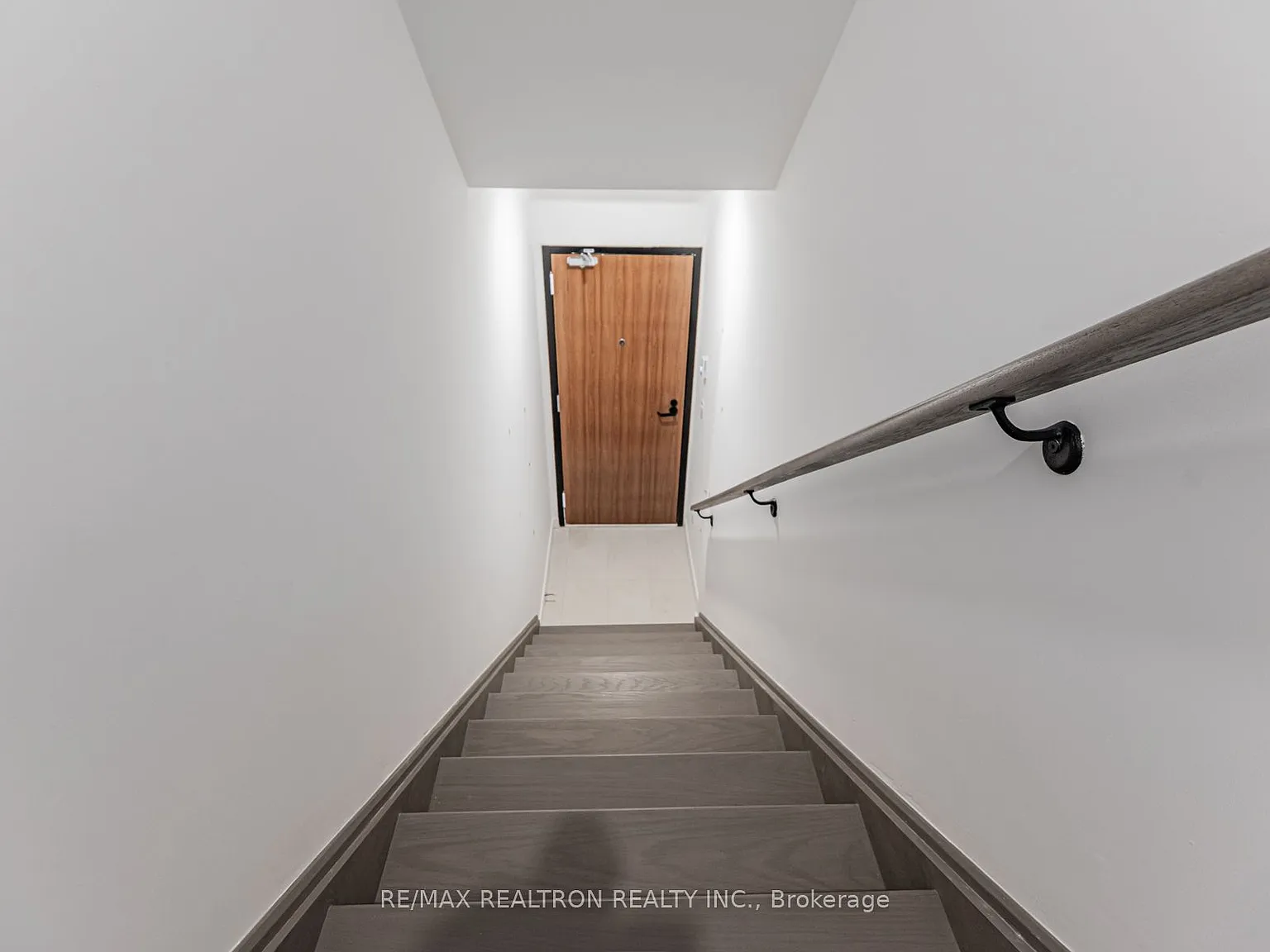 3 bed, $3,200 — Photo 4