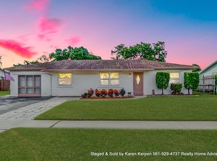 9576 Richmond Cir, Boca Raton, FL 33434