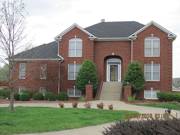 3rd image of 1706 Cambridge Ct
