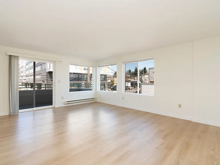 Nordhaven Apartments — Photo 23