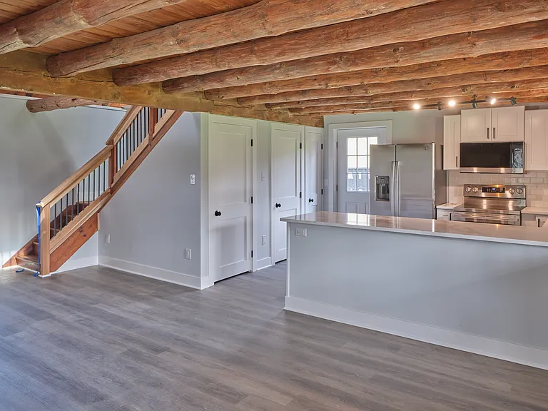 4325 Lehnenberg Rd — Photo 3
