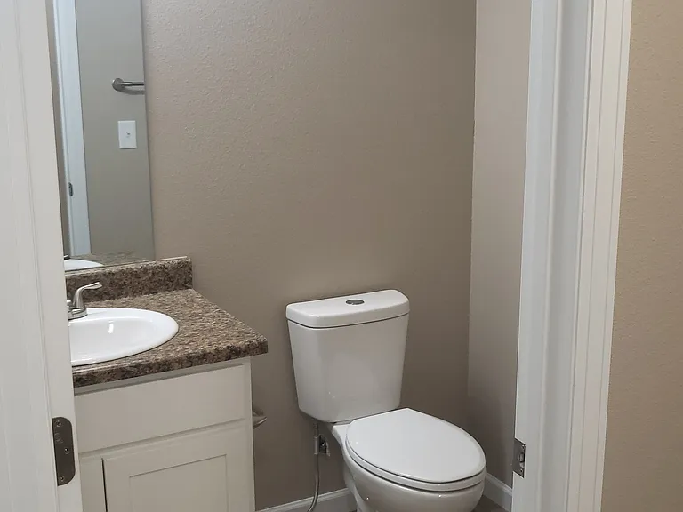 E Cokedale Dr — Photo 16