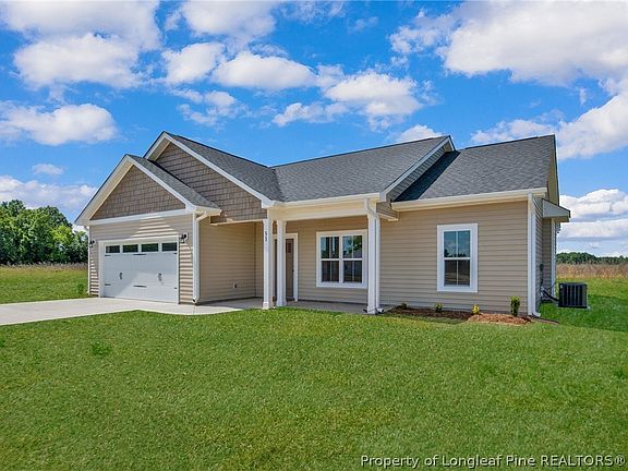 4th image of 141 Libby Ln