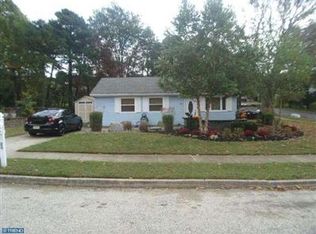 24 Ray Smith Rd, Sicklerville, NJ 08081