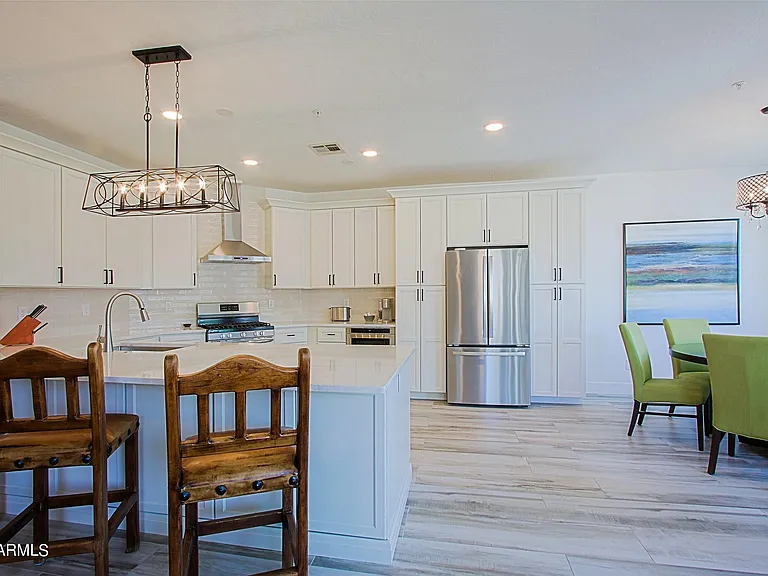 7308 E Whispering Wind Dr — Photo 17