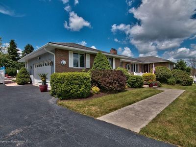107 Summer Rules Rd, Waverly Township, PA, 18411