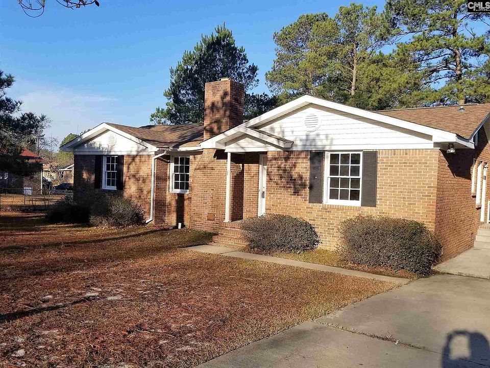 1st image of 205 Sommerset Dr