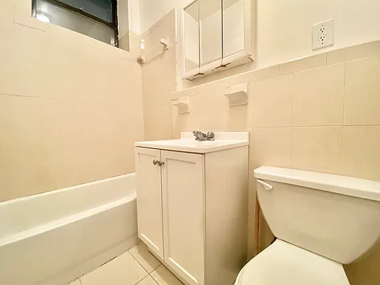 Rented by Voro NYC | media 9