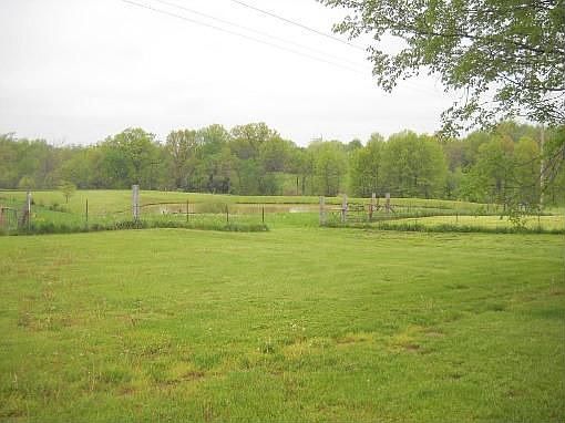 3rd image of 1011 County Road 2695