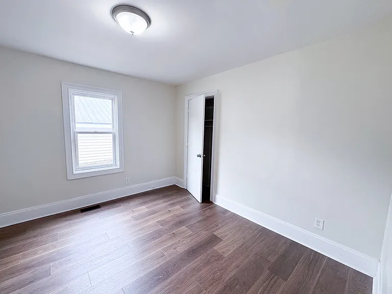 216 Spartanburg St — Photo 9