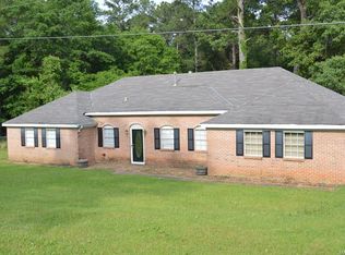 180 Coosada Ln, Coosada, AL 36020