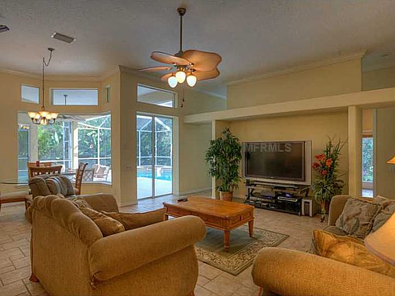 4th image of 13816 Thoroughbred Dr