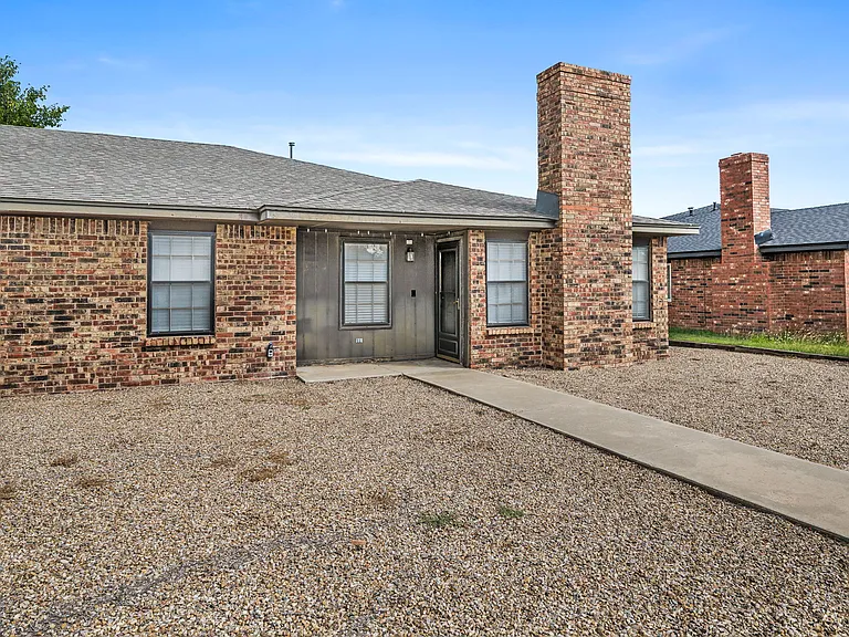 6004 Estacado Ln — Photo 19