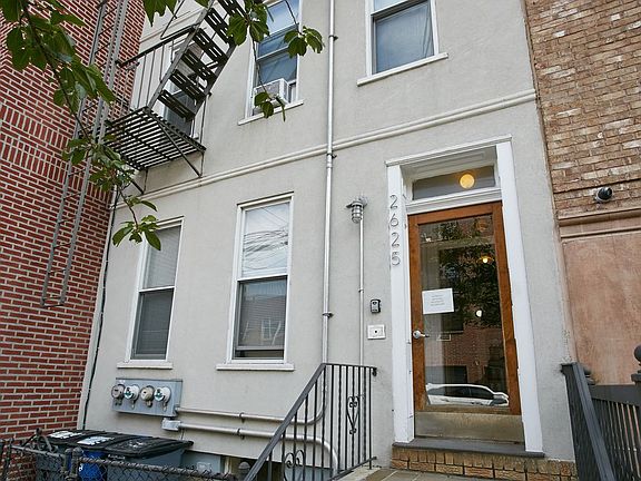 2nd image of 2625 30th St
