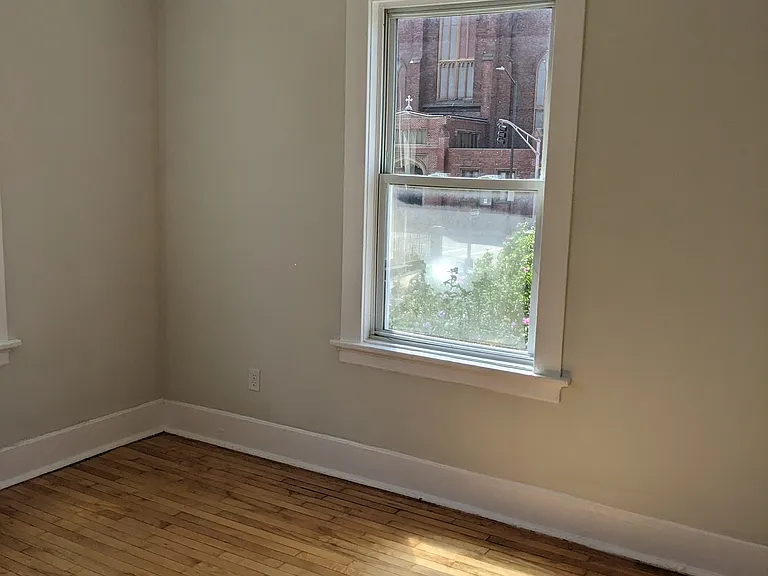 193 Elm St #13 — Photo 10