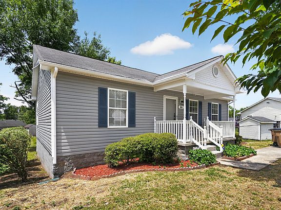 3rd image of 3329D Moorewood Dr