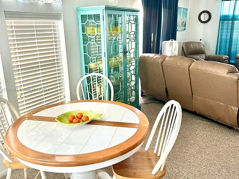 72 Ocean Dr — Photo 6