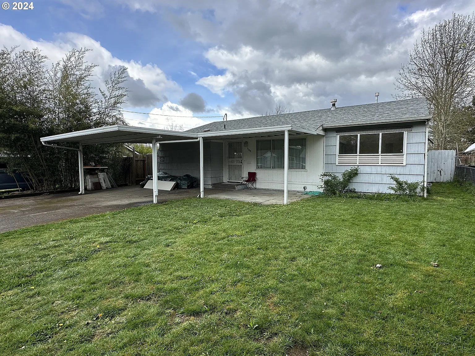 2105 Garfield St photo 1