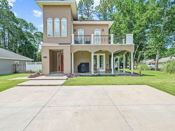 2nd image of 4060 11th St