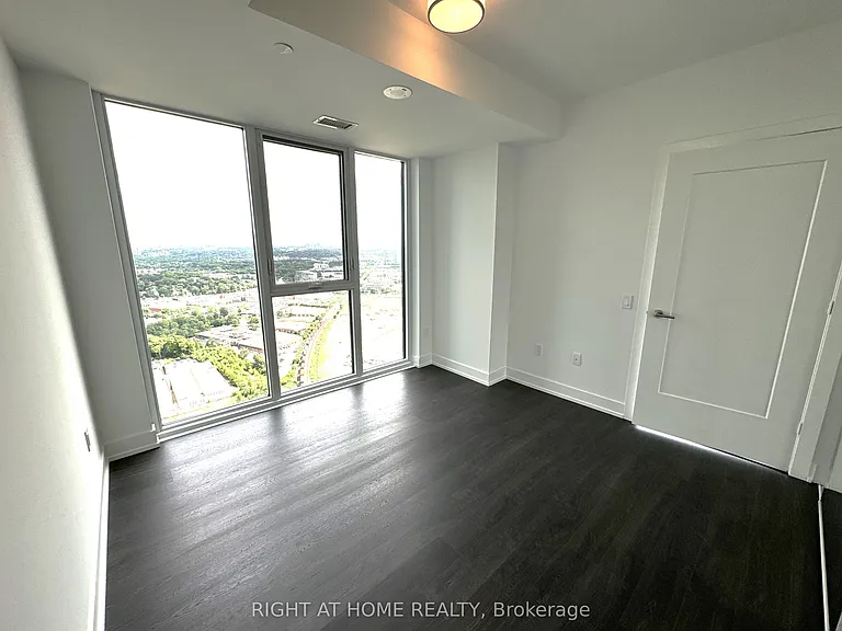 30 Inn On The Park Dr #4304 — Photo 24