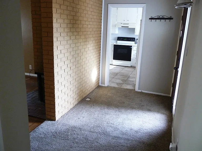 6605 Natalie Ave NE — Photo 12