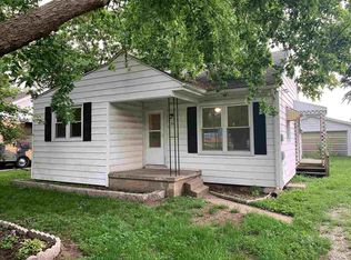 224 Henrietta St, Divernon, IL 62530