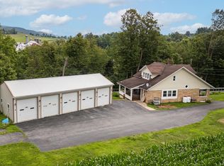 128 Sunset Dr, Millheim, PA 16854
