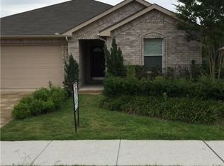 1338 Newton Dr, Cedar Hill, TX 75104