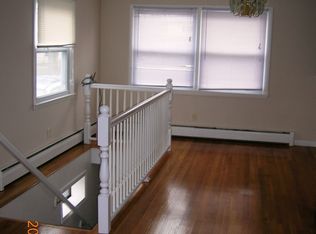 5 1/2 Belknap Rd, Hudson, NH 03051