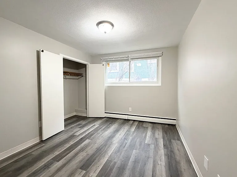 Powderhorn Park Apartments — Photo 11