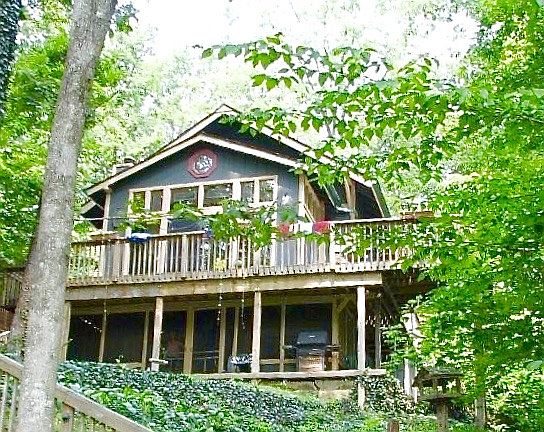 2nd image of 6457 Robin Dr