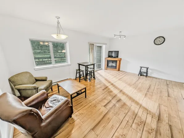 1411 Portage Rd #208, Pemberton, BC V0N 2L1
