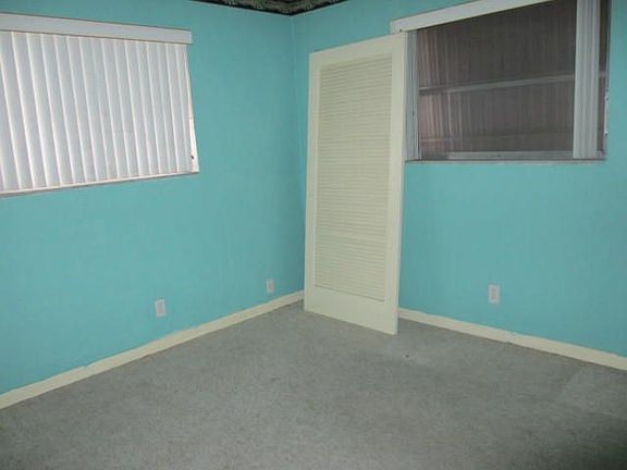 4th image of 3111 E Golf Blvd