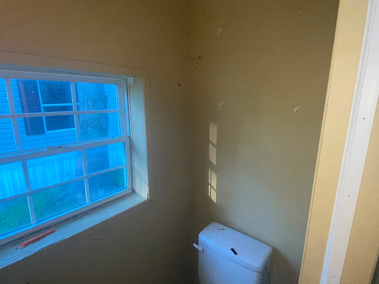 1020 Birch St #16 — Photo 13